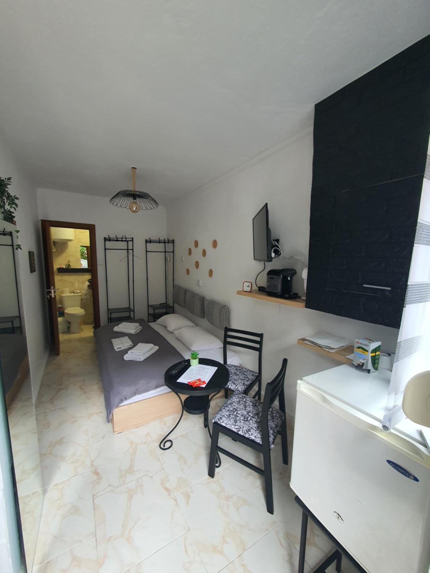 St.Barbara Studio Драма Экстерьер фото